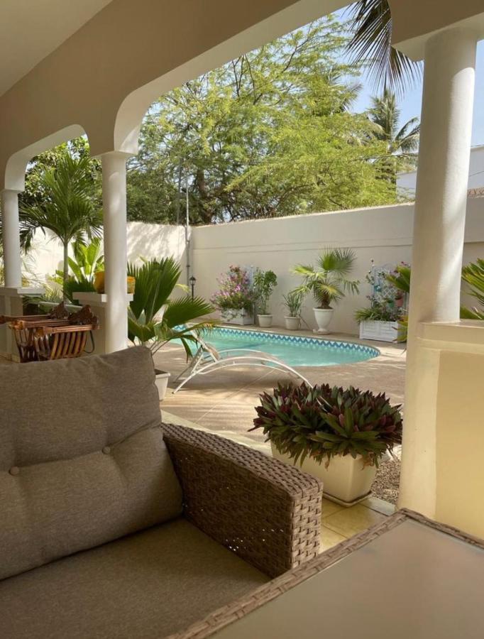Villa Ngore Saly エクステリア 写真